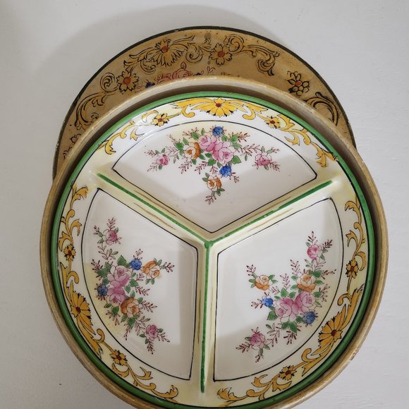 Antique Japanese Porcelain Serving Dish in Original Hand Painted Wooden Box - Picture 9 of 10